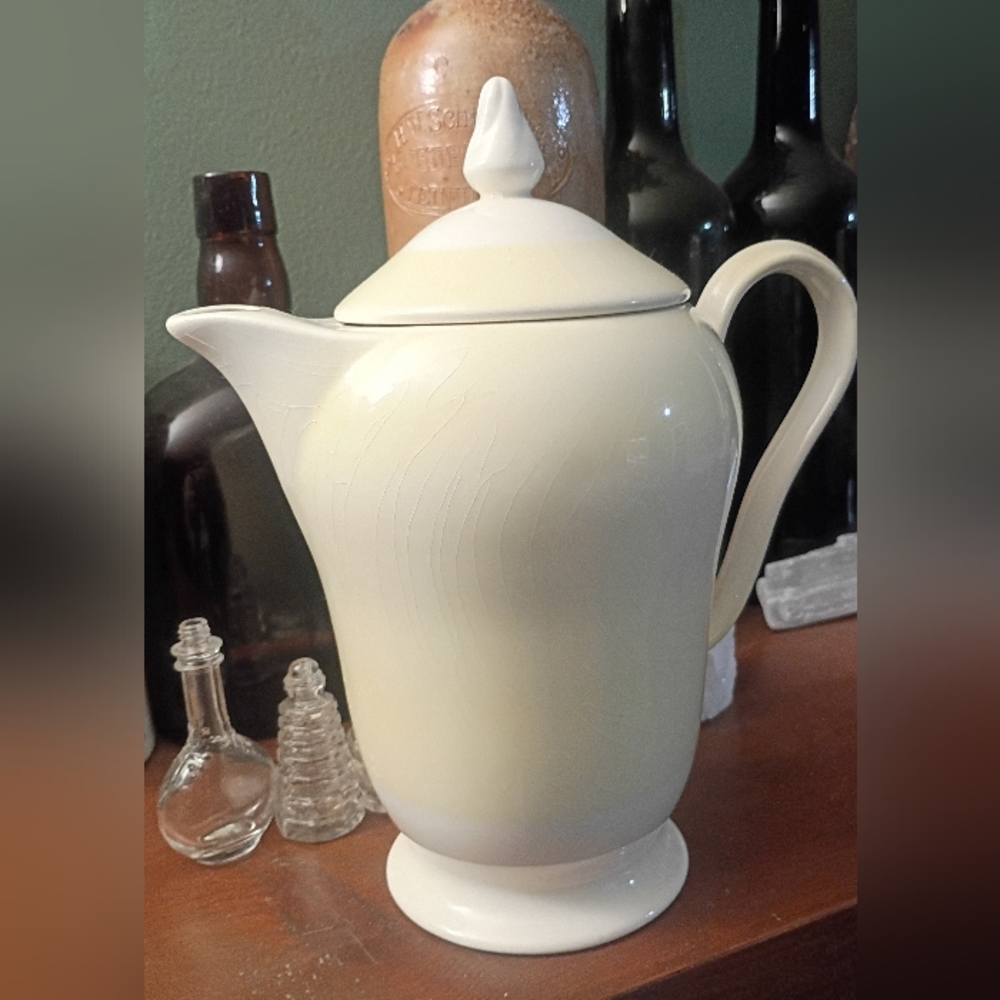 Source Unknown Cream Ceramic Teapot